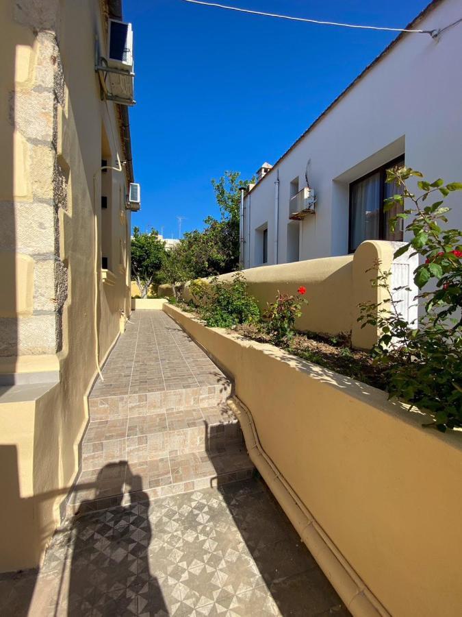Shared House , Private Rooms With Garden Chania  Exteriér fotografie